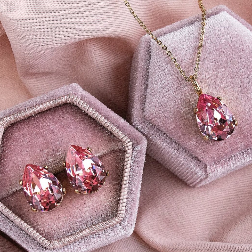 auskari kaklarota tavas spēka rotas