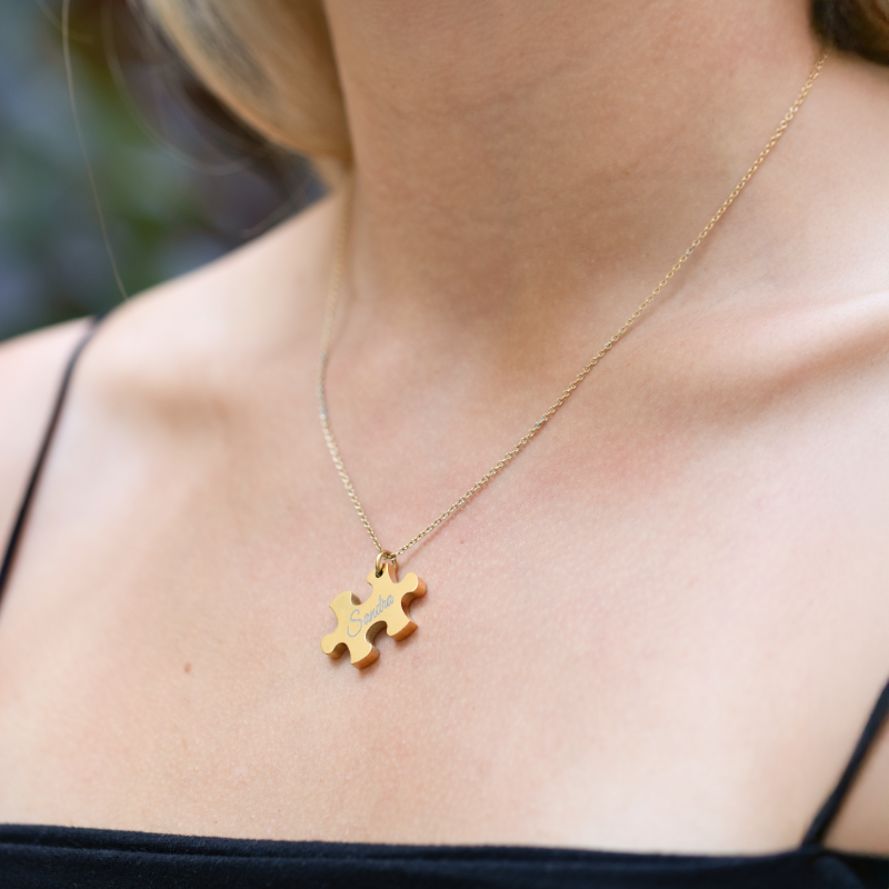 Kaklarota ar personalizētu puzles formas kulonu ar gravējumu