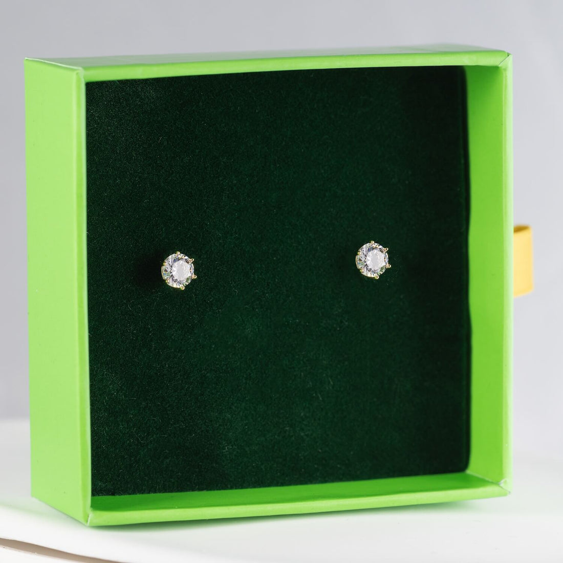 Rozā zelta nagliņauskari TILA