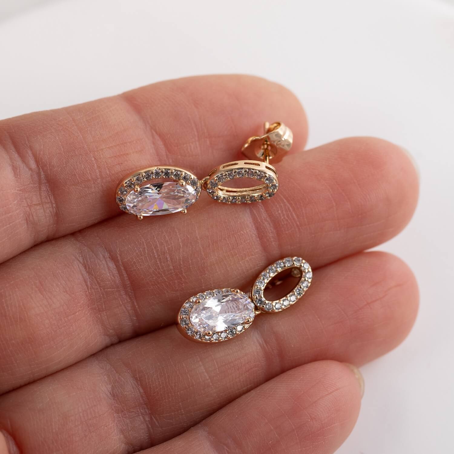 Nagliņauskari ar kristāliem 'GUNTA'