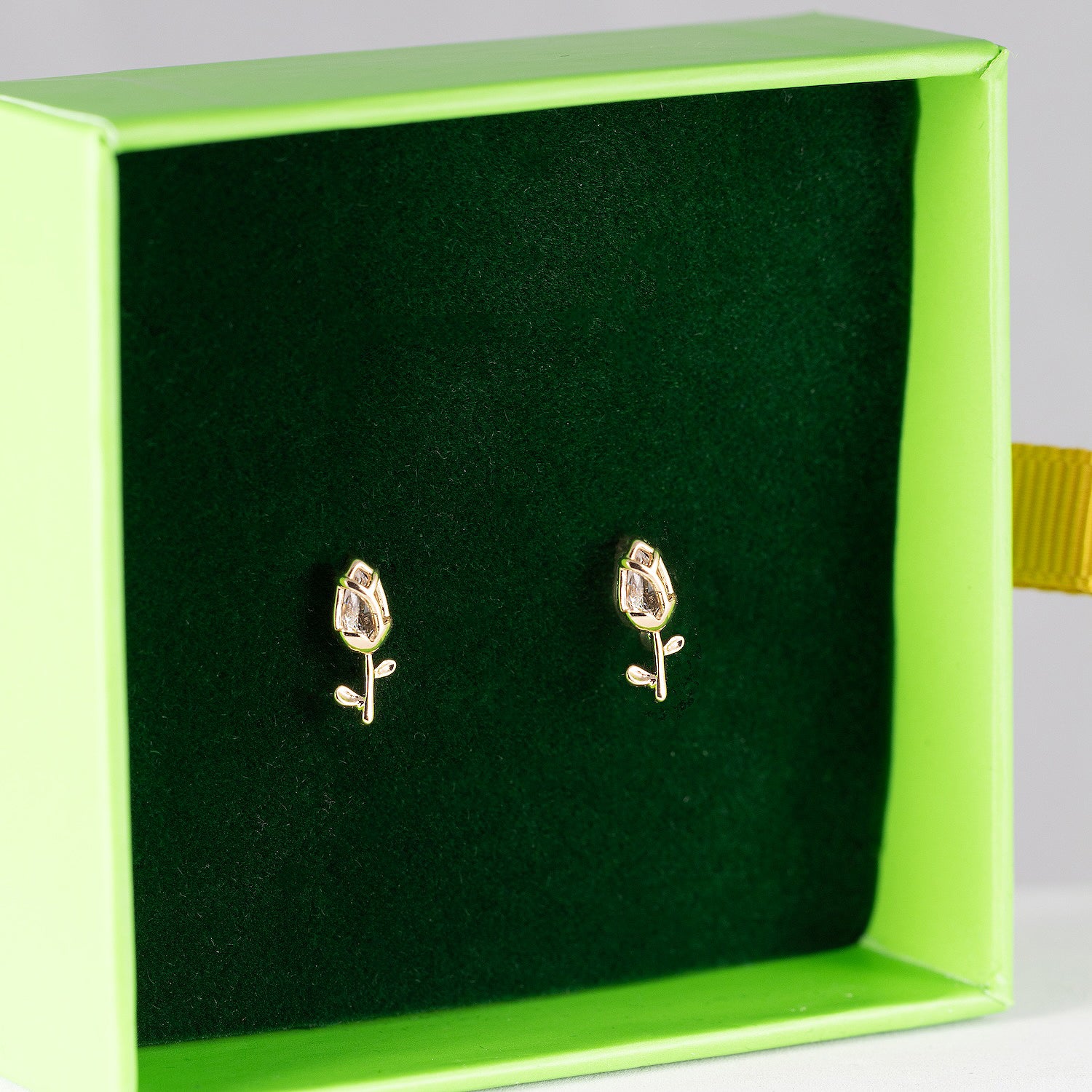 Antialerģiski nagliņauskari 'ENIJA'