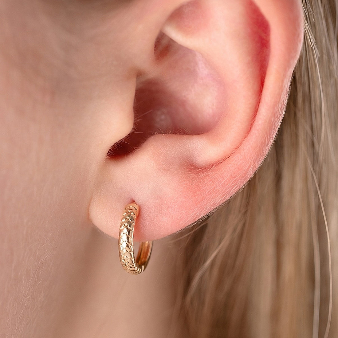 Minimālistiski, ūdensizturīgi un antialerģiski auskari